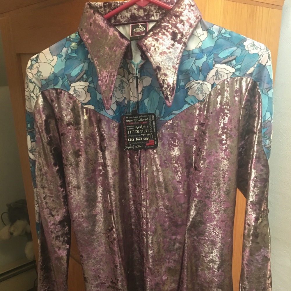 Sundial western show queen shirt